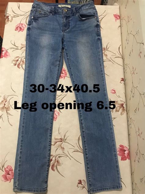 Guess los angeles Jeans, Women's Fashion, Bottoms, Jeans on Carousell