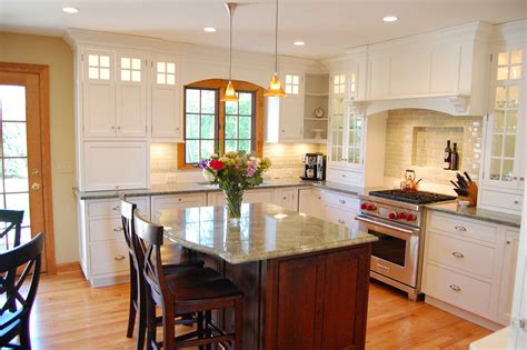 Can you have White Painted Cabinets with Stained Trim?