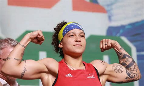 Boxeadora Beatriz Ferreira Perde Semifinal E Fica A Medalha De Bronze