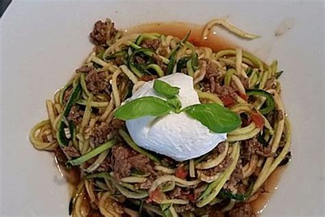 Zuchini Spaghetti Mit Hackfleisch Tomaten So E Von Sabrinamar Chefkoch