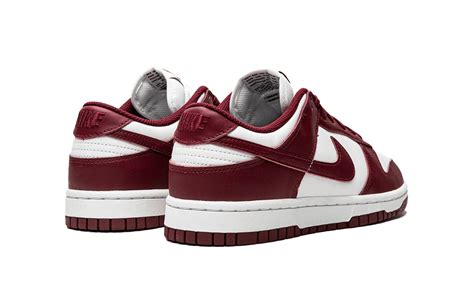 Nike Dunk Low Bordeaux