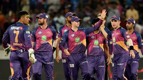 Ipl 2017 Mumbai Indians Stutter To 129 In Final Vs Rising Pune