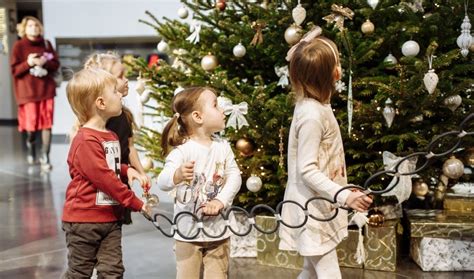 Лучшие детские новогодние елки 2019—2020 в Екатеринбурге