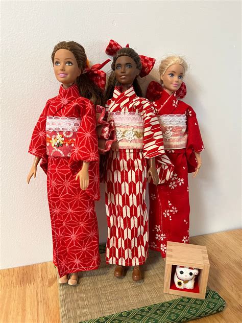 Red Kimono for Barbie original and Curvy - Etsy