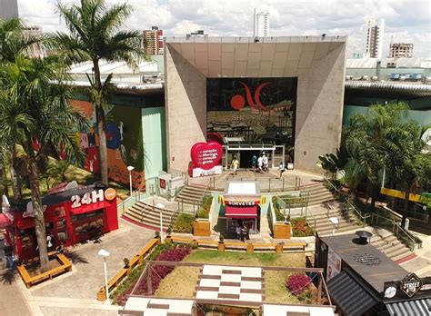 Shopping Avenida Center Maringá recebe R 15 milhões em melhorias e