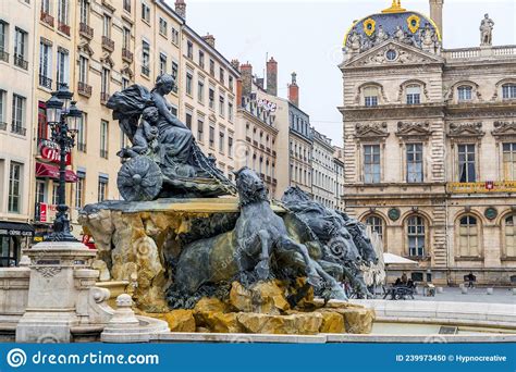 Fontaine Bartholdi Place Des Terreaux Lyon Imagen Editorial Imagen De