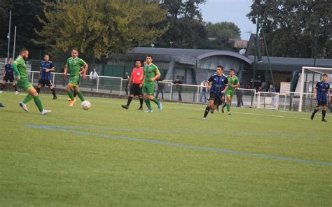 Footballrégional 2 Le Fameb Puissance Quatre La République Des Pyrénéesfr