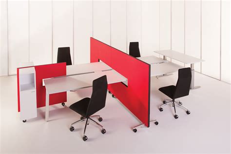 New Collaborative Office Desks - Ambience Doré