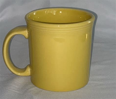 Fiesta Fiestaware HLC Java 12 Oz Coffee Mug Sunflower Yellow D Handle