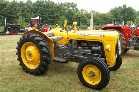 Filemassey Ferguson 35x