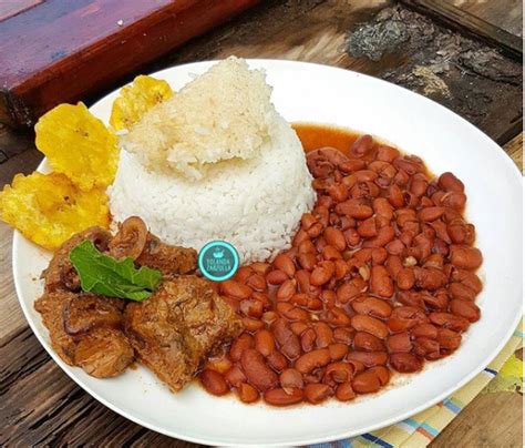 Arroz Habichuela Y Carne