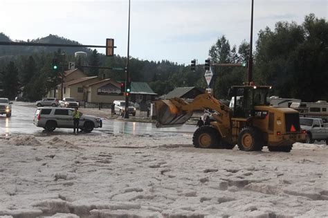 Apocalyptic hailstorm hits Custer, South Dakota - Strange Sounds