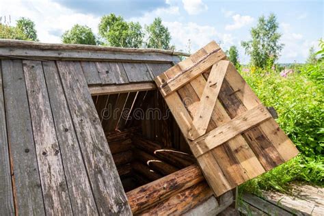 Old Village Wooden Water Well Stock Image - Image of country, drink ...