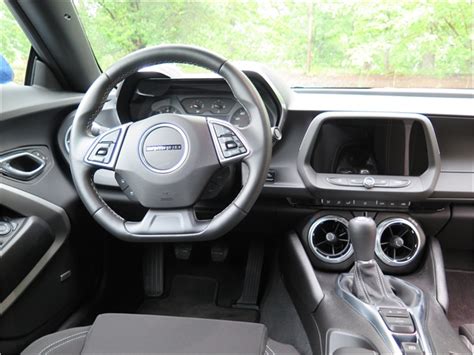 2020 Chevrolet Camaro: 85 Interior Photos | U.S. News