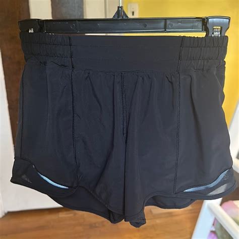 Lululemon Athletica Shorts Lululemon Low Rise Hotty Hot 4 Lined Shorts Poshmark