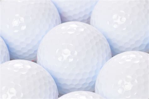 How Many Dimples On A Golf Ball? - Golf Cheapskate