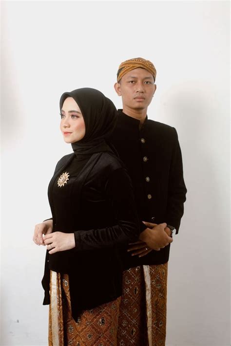 Prewedding Indoor Adat Jawa Prewedding Ideas Foto Pengantin Pria