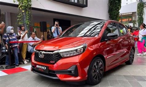 Tin xe hot 14 7 Honda ra mắt mẫu xe đẹp hơn Tiểu SH Honda Vision giá chỉ từ 23 triệu đồng