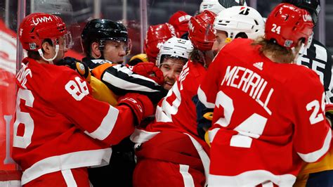 Predators-Red Wings: Sam Gagner scores hat trick in Detroit win