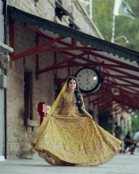 50 Pakistani Bridal Lehenga that Will Blow Your Mind