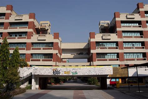 ++ 50 ++ ip university delhi campus 766199