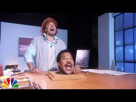 The 8 Funniest Jimmy Fallon Skits This Year