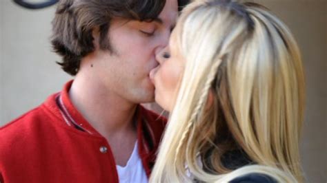 Innocent Blonde Schoolgirl Tasha Reign Gets Facialized From Streaker Girls By Reign