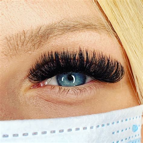 Wimpernverlängerung Lash Extensions Studio Langenfeld Loana Beauty