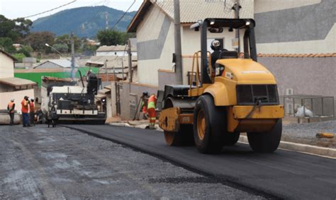 Ruas Do Bairro Ch Caras Luzia Vicente Come Am A Ser Pavimentadas