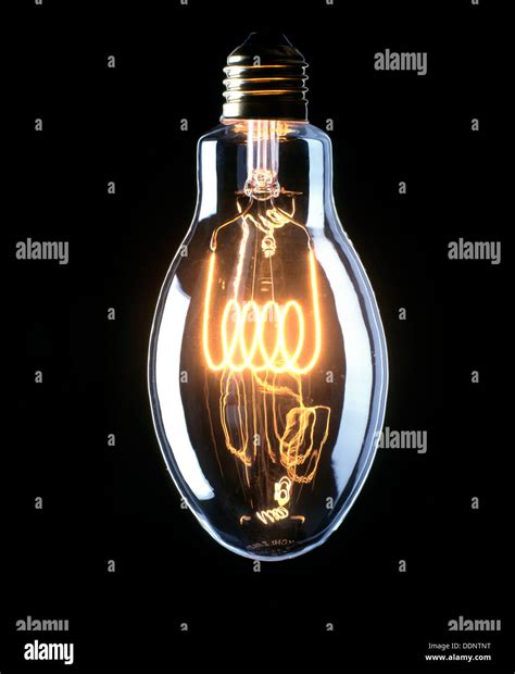 Carbon filament lamp Stock Photo - Alamy