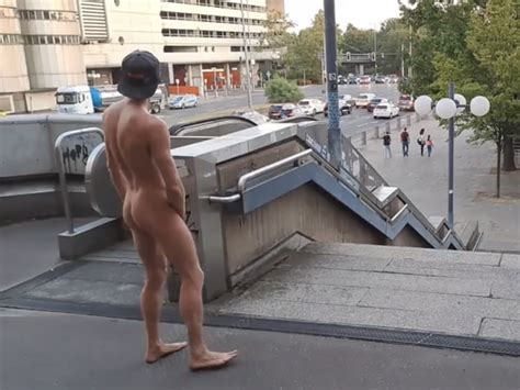 NAKED WORKING Extreme Risky Exhib In The City ThisVid