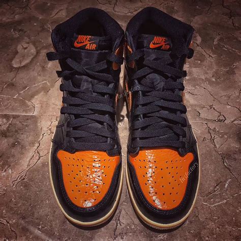 Jordan 1 High OG Shattered Backboard 3 0 555088 028 Photos