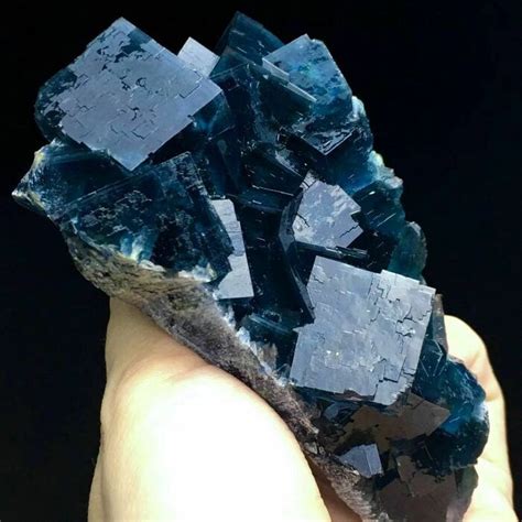 Blue Cubic Fluorite Crystal Cluster 1054 Cm 201 G Catawiki