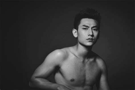 Ngô Thanh Vân trải lòng việc tung ảnh nude của Isaac