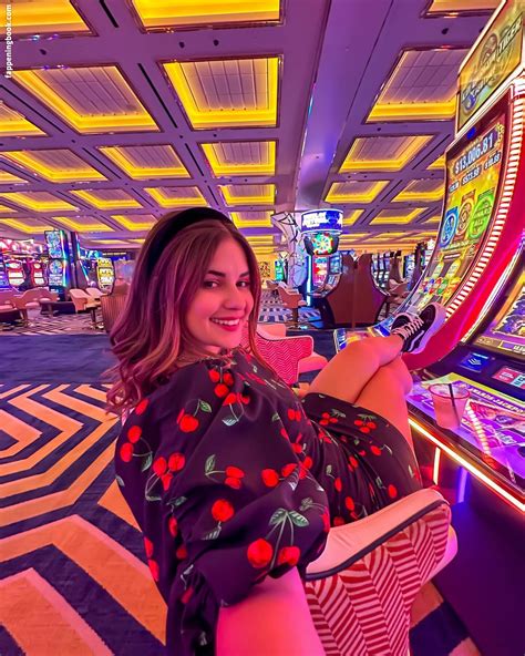 Beatriz Bottino Beatrizbottino Nude OnlyFans Leaks Fappening FappeningBook