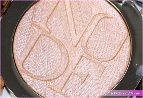 Dior 002 Holo Gold Diorskin Nude Air Luminizer Glow Addict Review