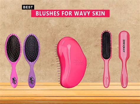 7 Best Brushes For Wavy Hair In 2025