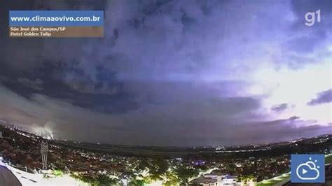 VÍDEO Super meteoro é visto no céu em São José dos Campos SP Vale