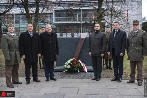 Anna Butrym Konferansjerka T Umaczka W Gierski Polski Muzeum Wojska