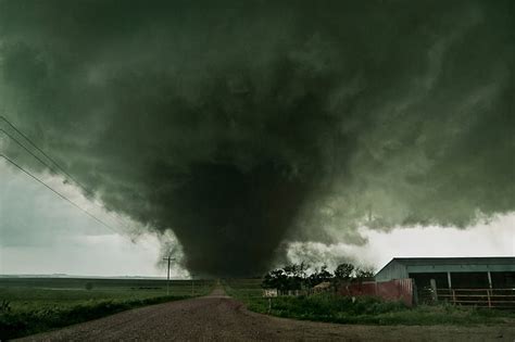 Tornado Desktop Wallpaper