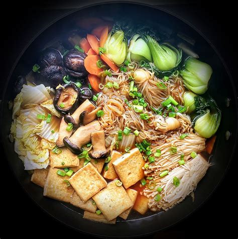 JAPANESE HOT POT SUKIYAKI