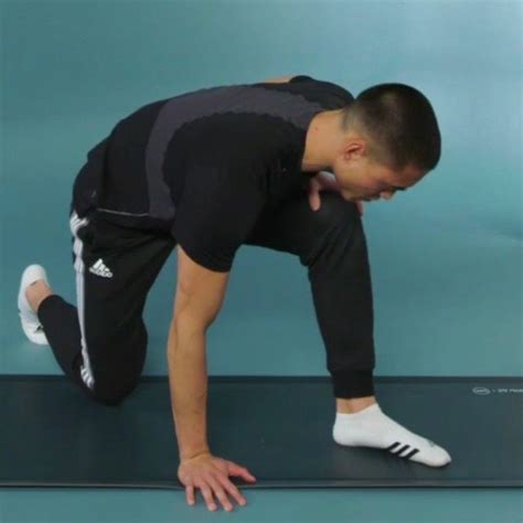 Ankle Mobility Left Leg By Brian Fallon Exercise How To Skimble