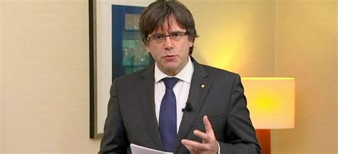 Llama Puigdemont A Frente Unido Para Elecciones Cooperar Con La