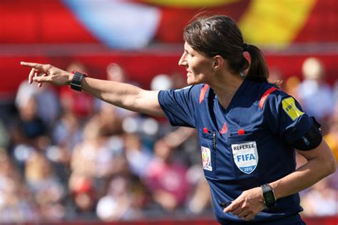 A arbitrat finala Champions League și finala mică a Jocurilor Olimpice