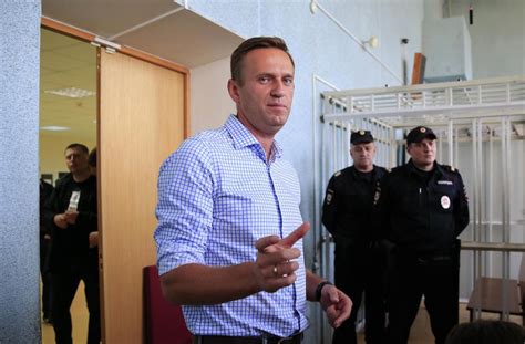 Russie Lopposant Alexe Navalny Condamn Jours De Prison Le