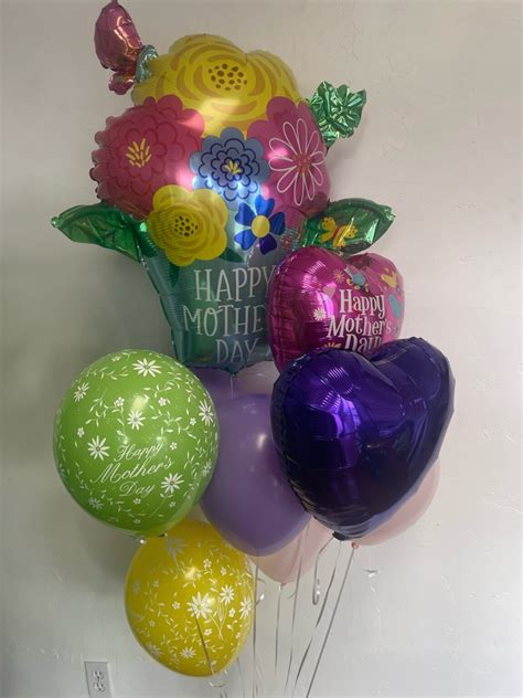 Locally Twisted Mothers Day Helium Balloons