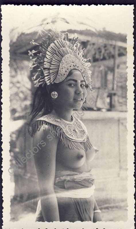 Bali Beautiful Topless Woman Dancer Naked Nude Indonesia Original Photo C S