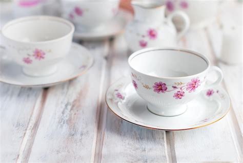 premium photo tea cup  table