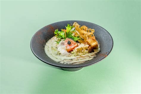 【関西初出店】東京で人気のフレンチラーメン姉妹店！「サーモンnoodle（ヌードル）京都 伏見稲荷店」が2024年1月10日京都・伏見に