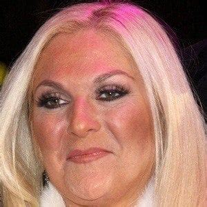 Vanessa Feltz - Bio, Family, Trivia | Famous Birthdays